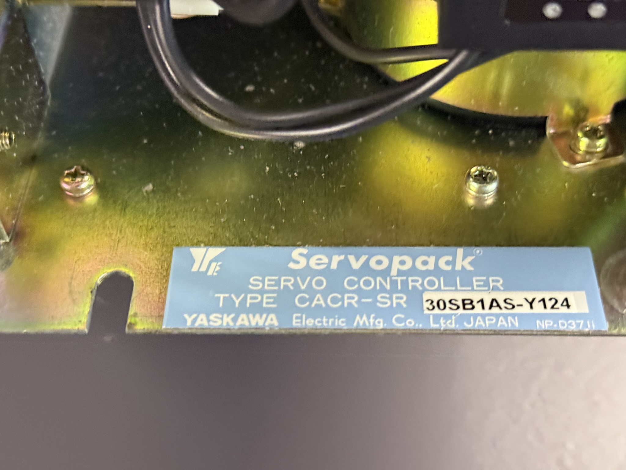 Yaskawa Servopack CACR-SR30SB1ASY124 Typenschild