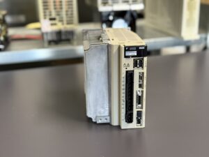 Yaskawa Servopack SGDV-5R4D11A020000  Front