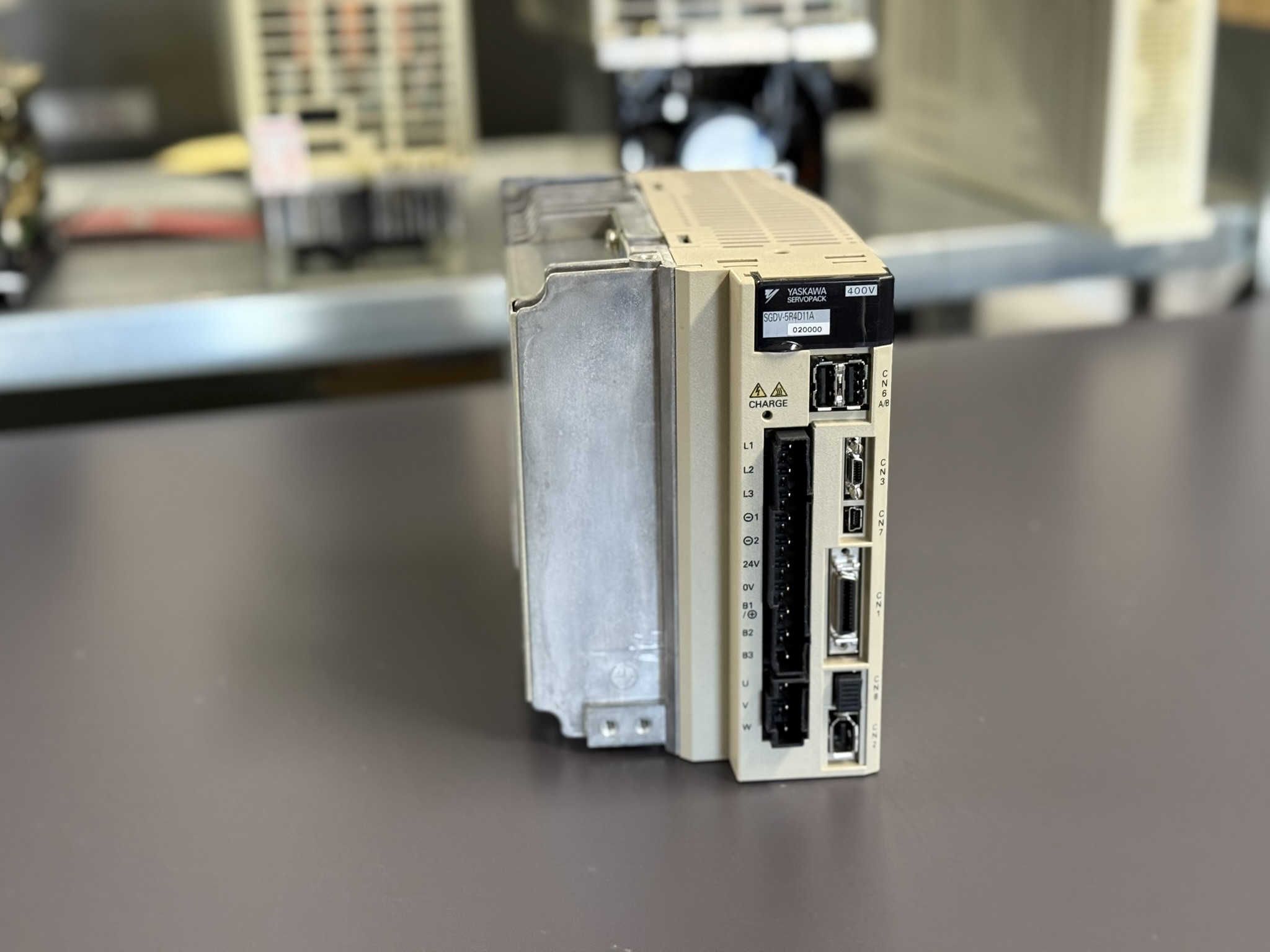 Yaskawa Servopack SGDV-5R4D11A020000 Front