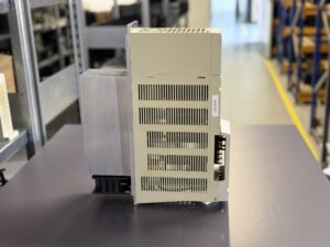 Mitsubishi MDS-B-CV-110 Power Supply Unit Seite 2