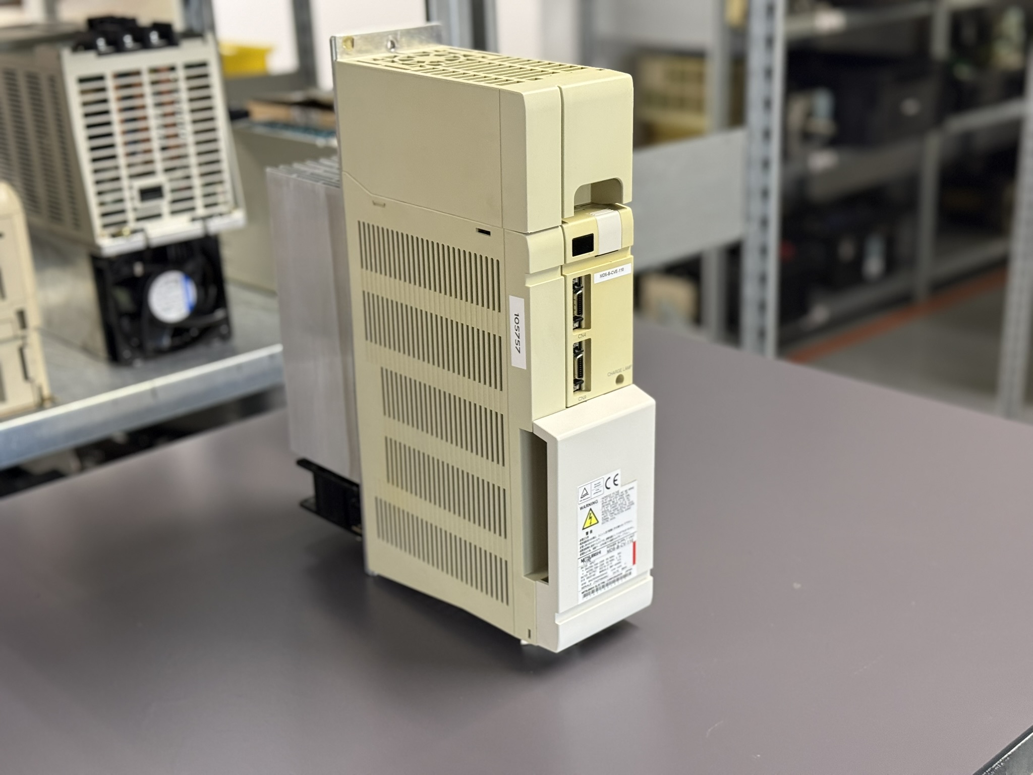 Mitsubishi MDS-B-CV-110 Power Supply Unit Seite 3