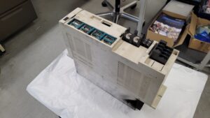 Mitsubishi Servo Drive Unit MDS-B-V24-3535 vor der Reparatur 1