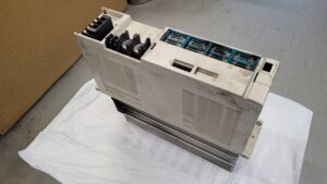 Mitsubishi Servo Drive Unit MDS-B-V24-3535 vor der Reparatur