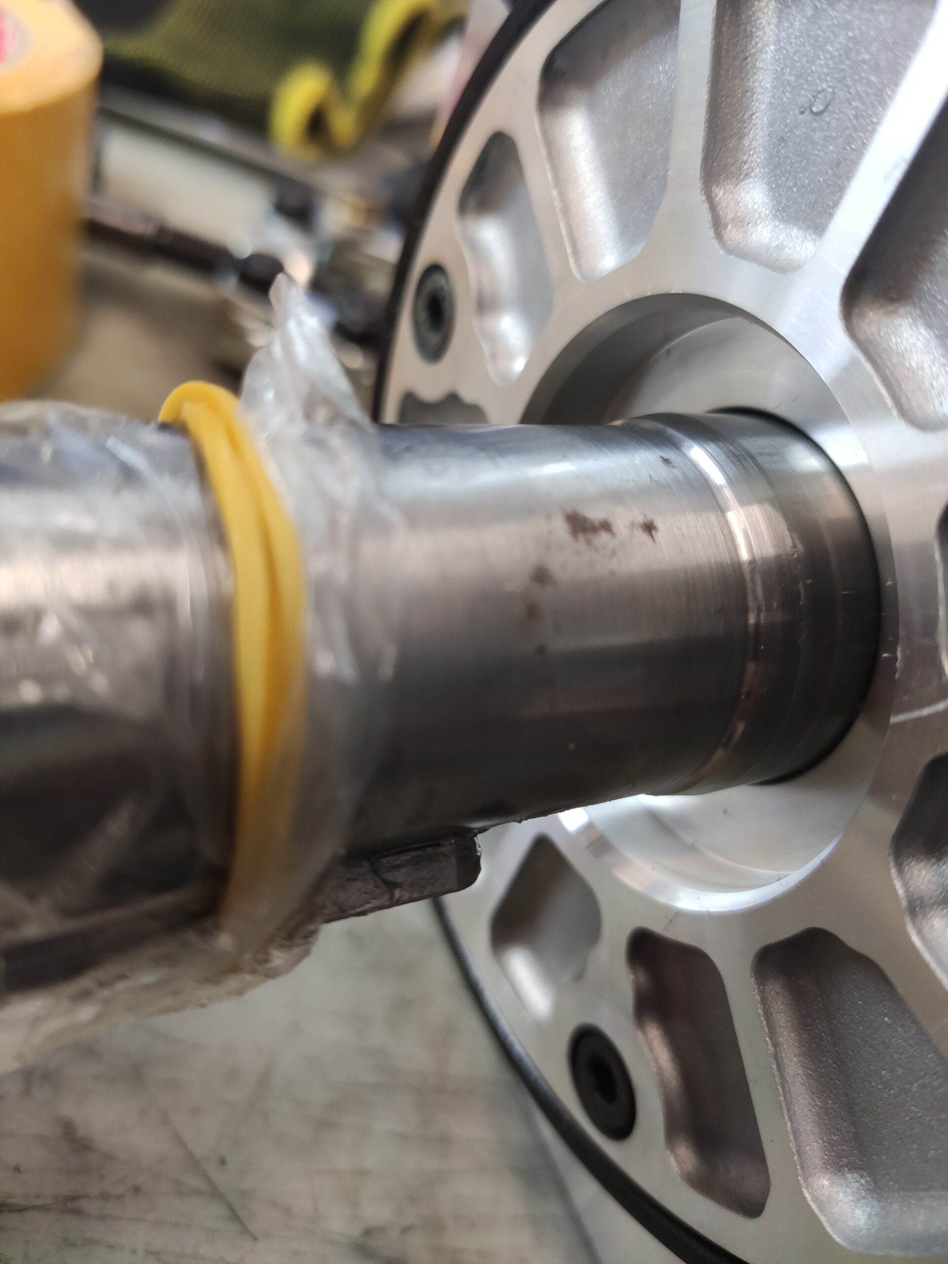 Shaft of the Yaskawa SGMSH-30DCA6F-OY servo motor