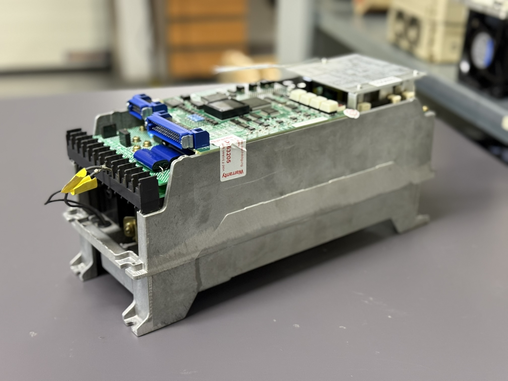 Yaskawa CACR-SR15BE12F-E Servopack seite 2