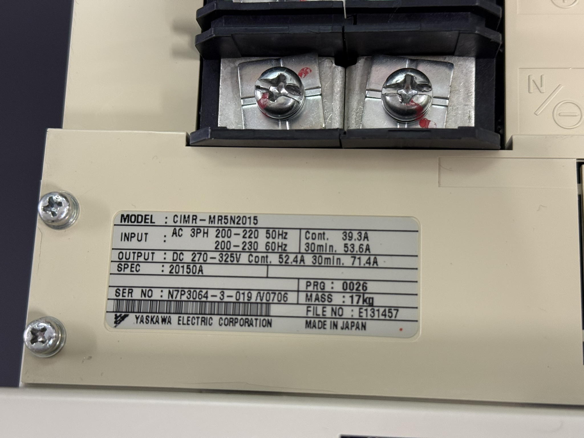 Yaskawa Converter CIMR-MR5N2015 Typenschild
