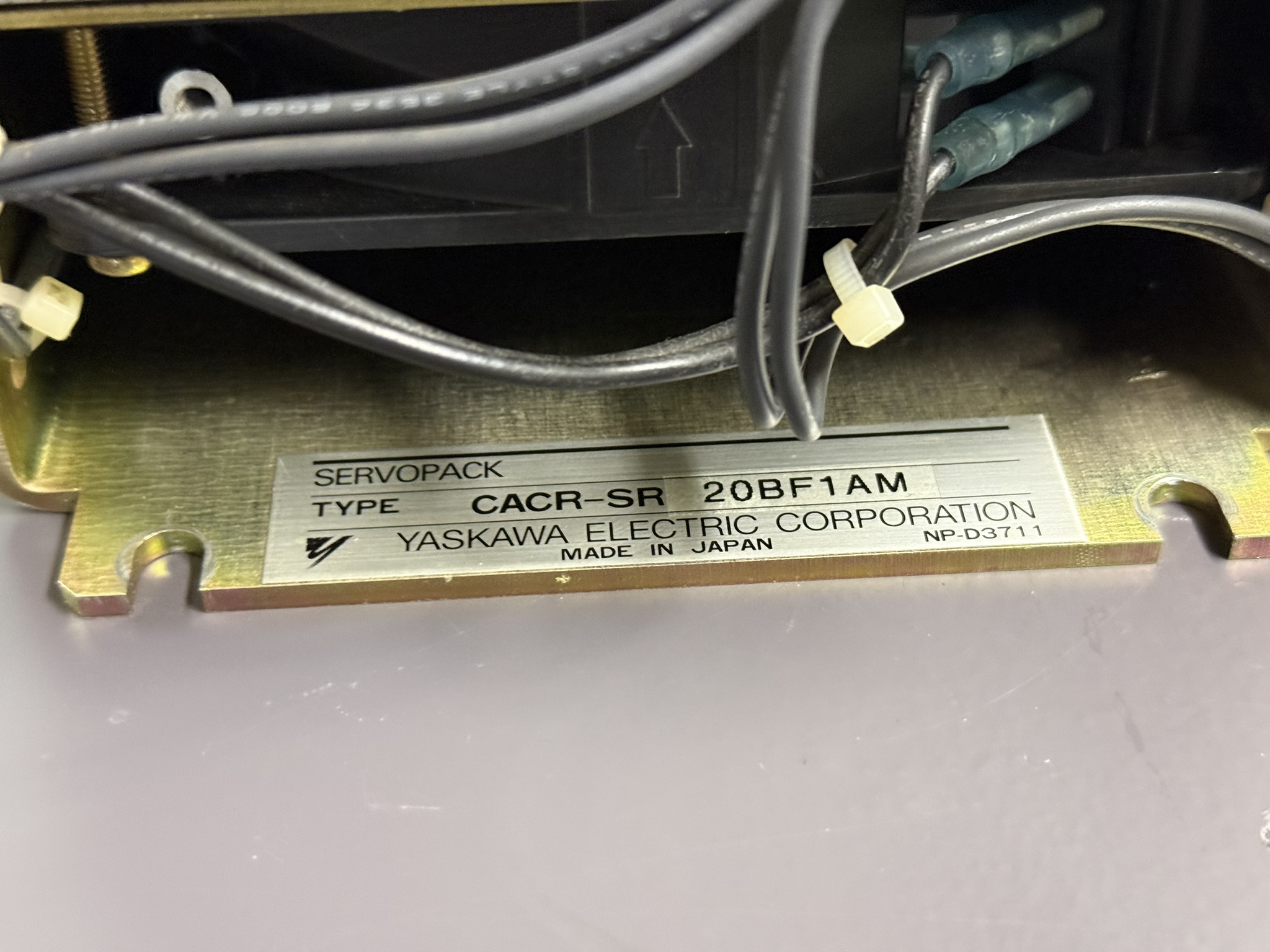 Yaskawa Servopack CACR-SR20BF1AM Re-engineered Typenschild