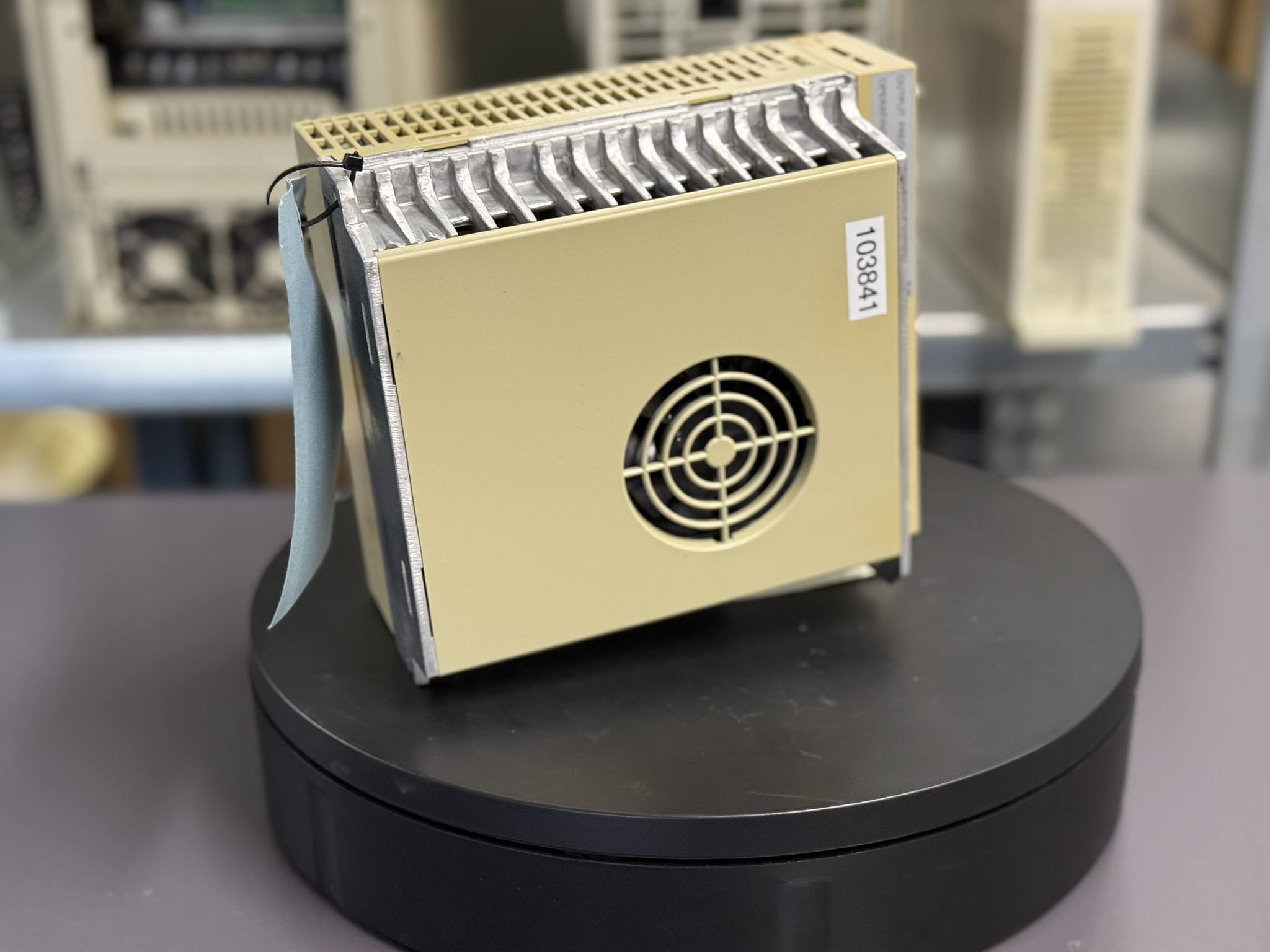 Yaskawa XD-08-MSD0 Xtradrive Servopack Ansicht Seite 1