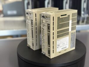 Yaskawa XtraDrive XD-01-MSD0 seite 2