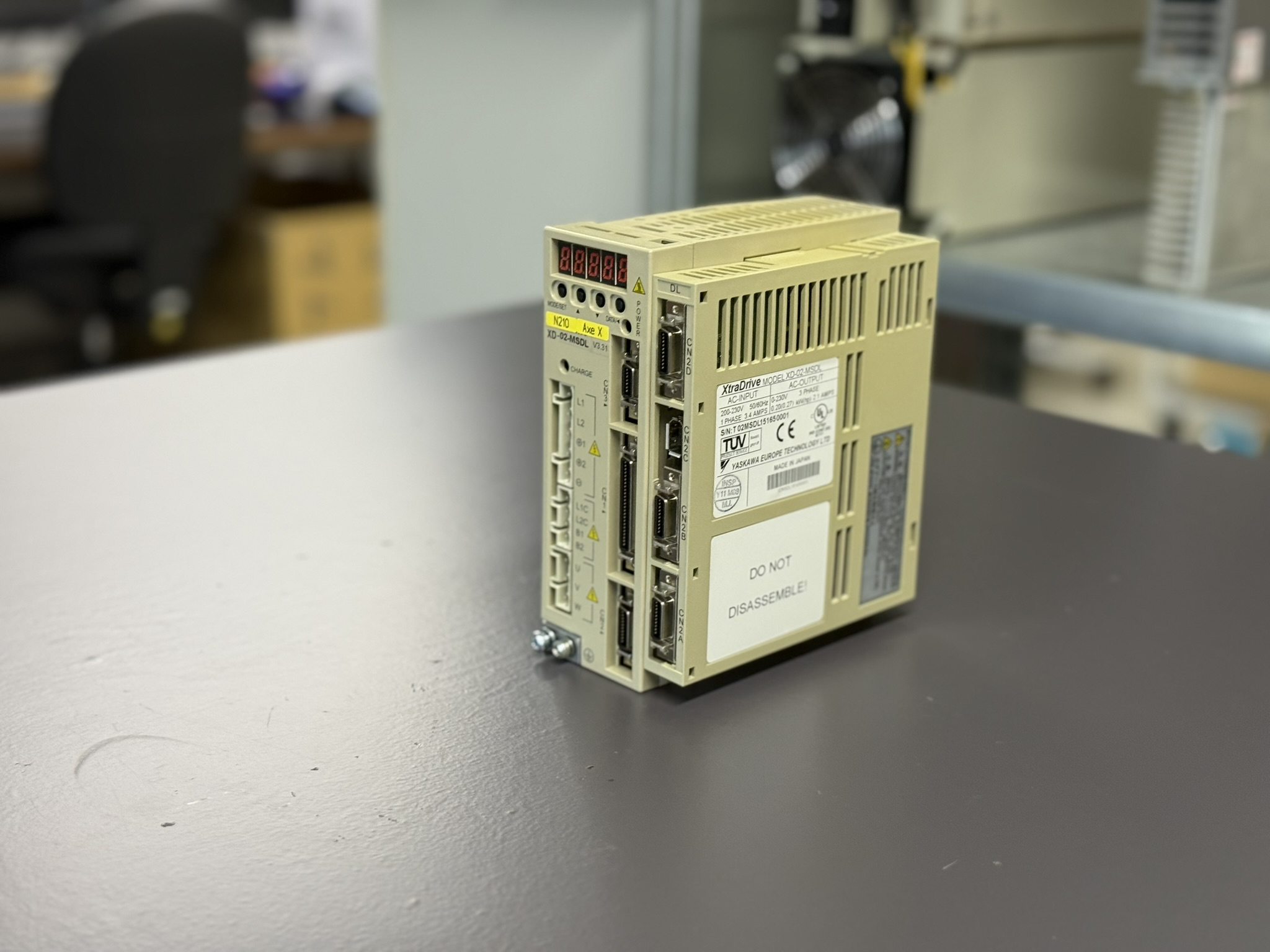 Yaskawa XtraDrive XD-02-MSDL Servopack Seite 2