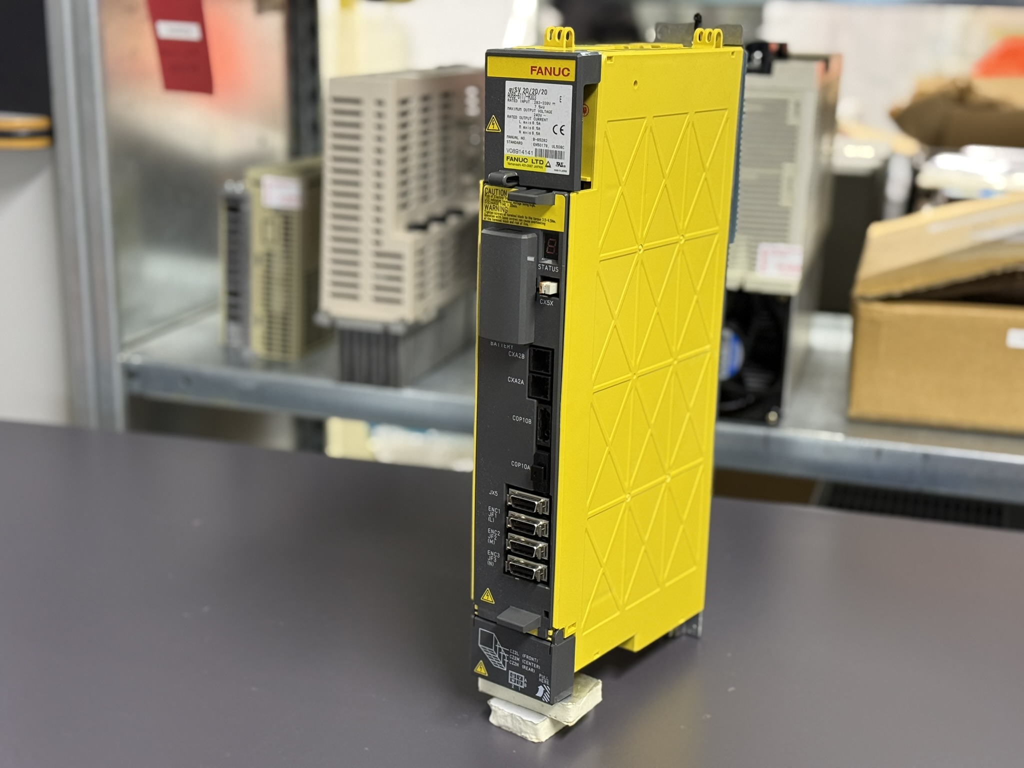Fanuc A06B-6117-H303 Servo Drive Unit Seite 2