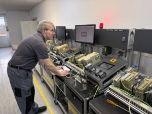 Yaskawa AC Servo Motor SGMGH-05ACA2C Techniker 