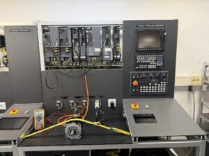 Mitsubishi AC Servo Motor HF-H104S Front 1