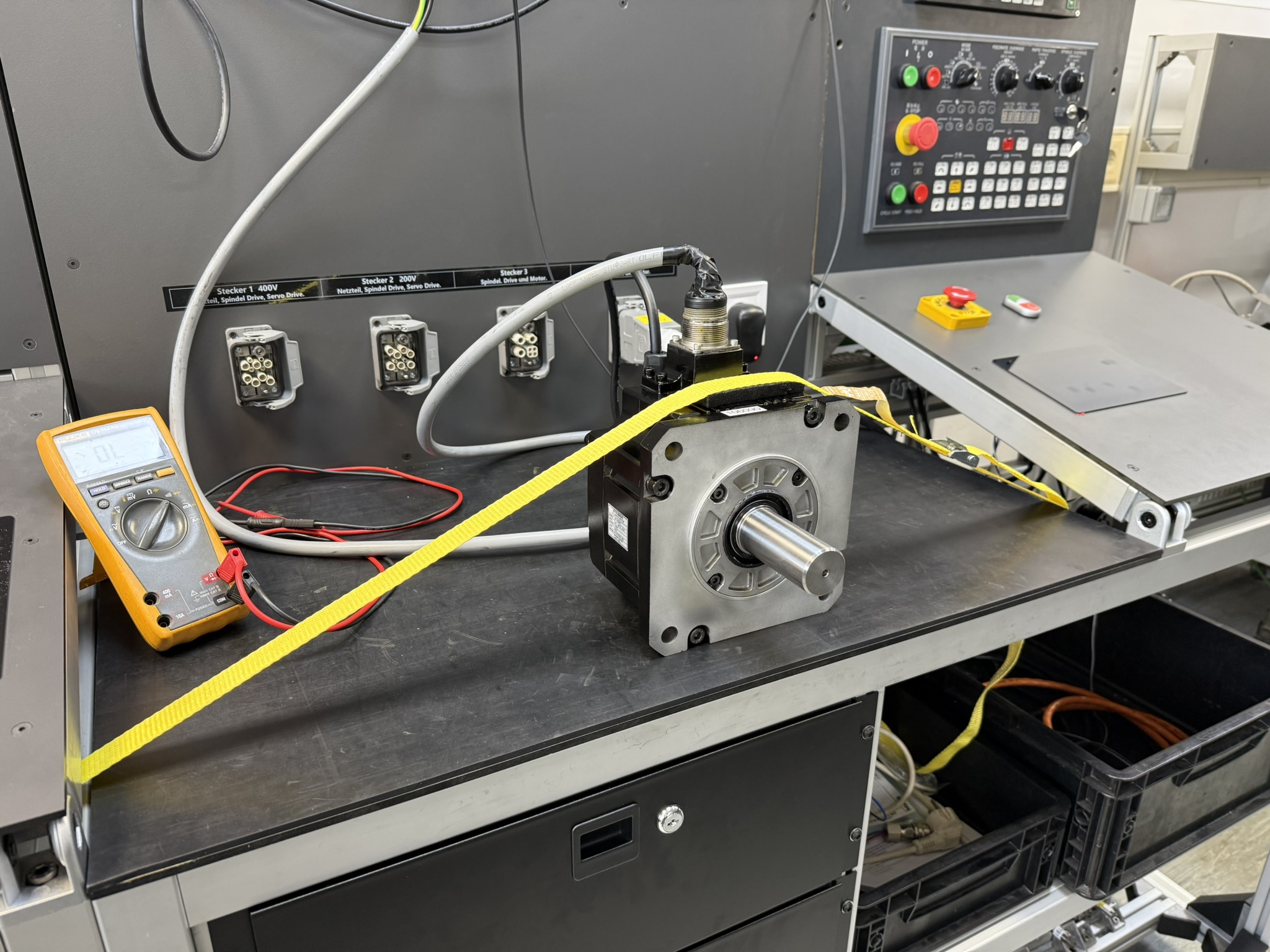 Mitsubishi AC Servo Motor HF-H204S Front