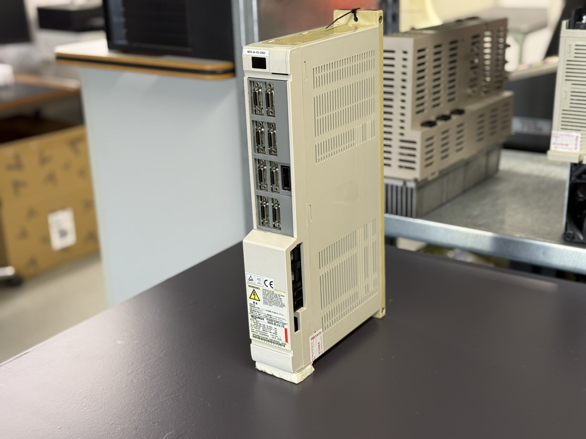 Mitsubishi MDS-B-CV-75 Power Supply Unit Seite 3
