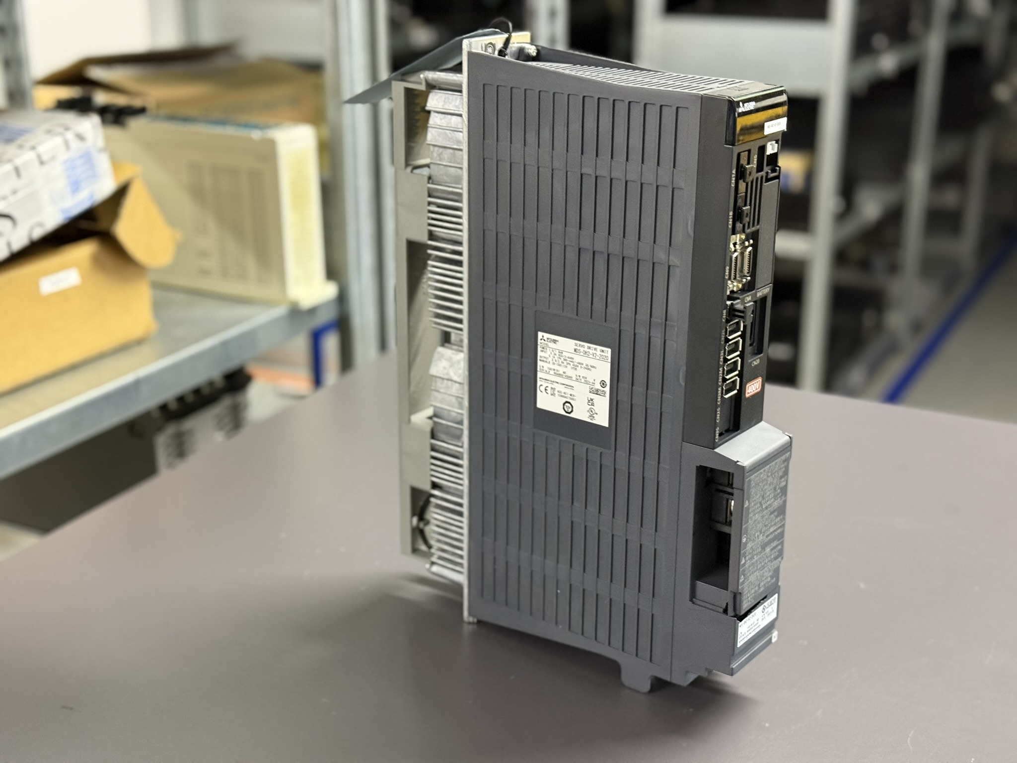 Mitsubishi MDS-DH2-V2-2020 Servo Drive unit Seite 1