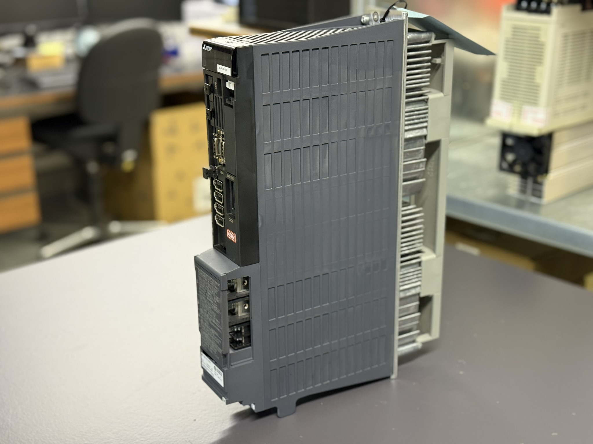 Mitsubishi MDS-DH2-V2-2020 Servo Drive unit Seite 3