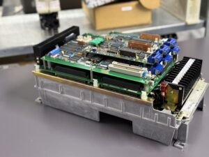 Mitsubishi MR-S3-33AA-E01 Servo Drive Seite 1