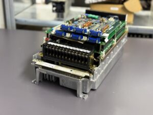 Mitsubishi MR-S3-33AA-E01 Servo Drive Seite 4