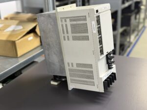 Mitsubishi Spindle Drive Unit MDS-B-SPH-300 Seite 2