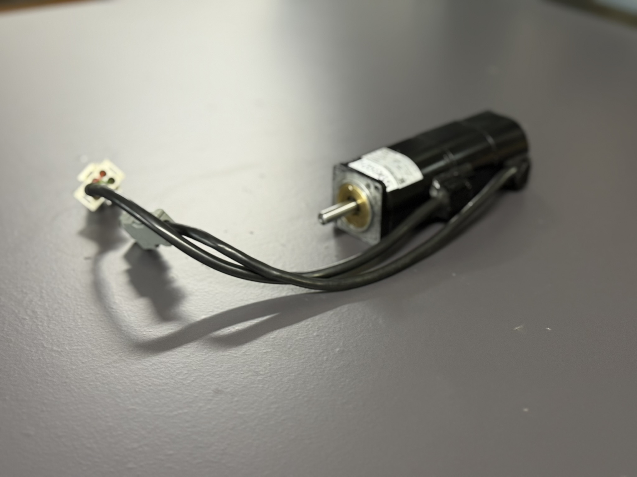 Omron AC Servo Motor R7M-A10030-BS1 Seite 2