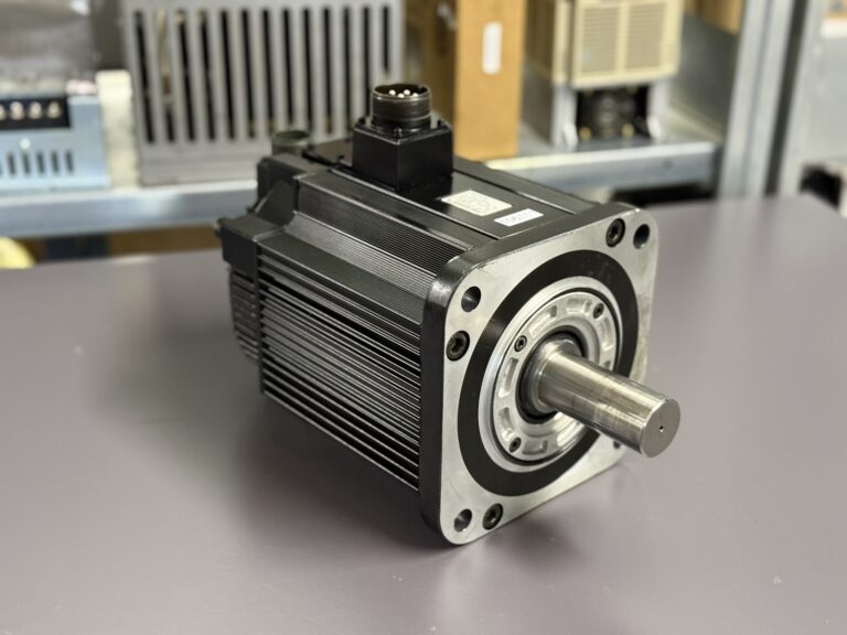 Yaskawa AC Servo Motor SGMG-44A2AAG Hauptbild