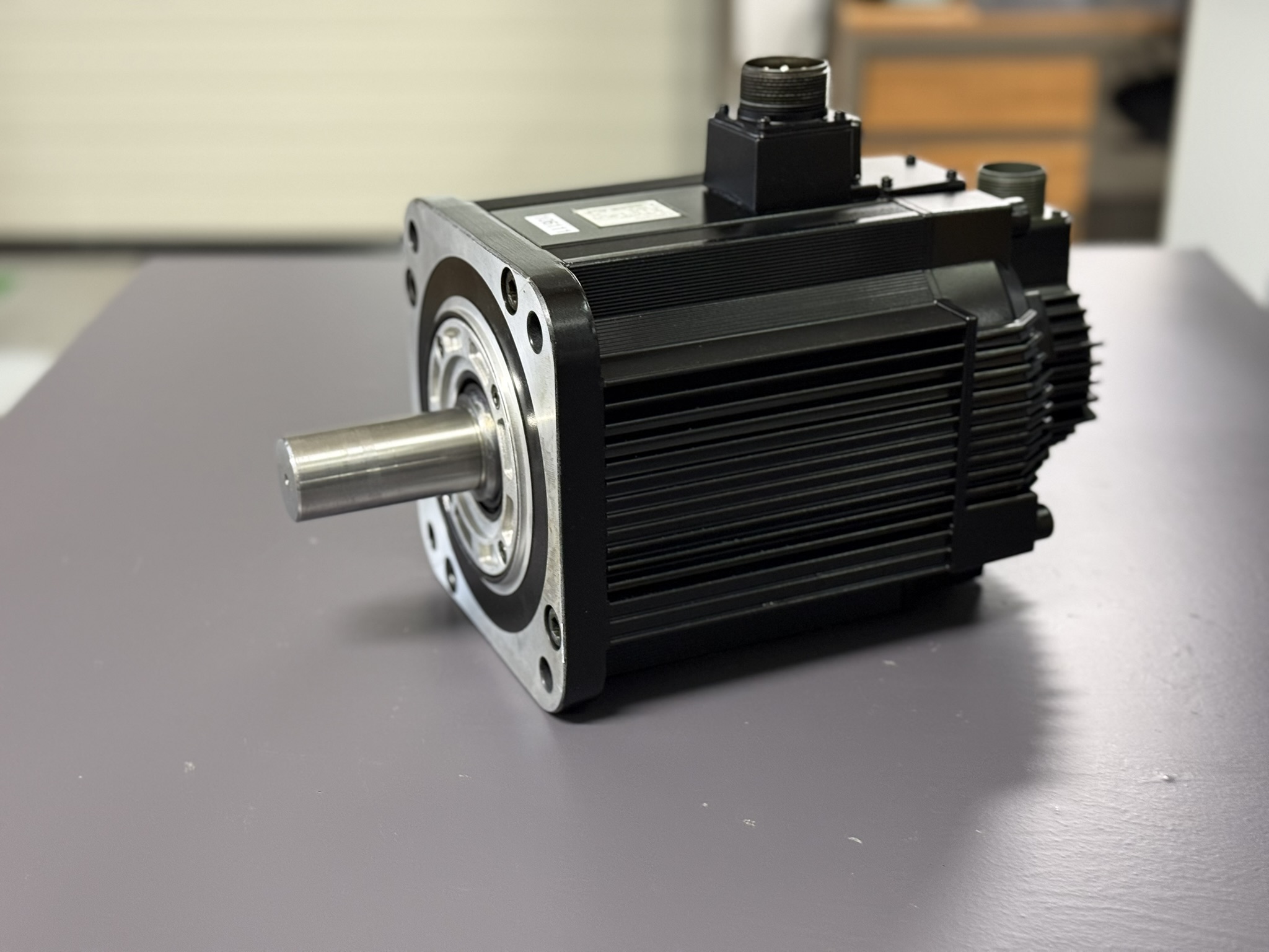 Yaskawa AC Servo Motor SGMG-44A2AAG Seite 3