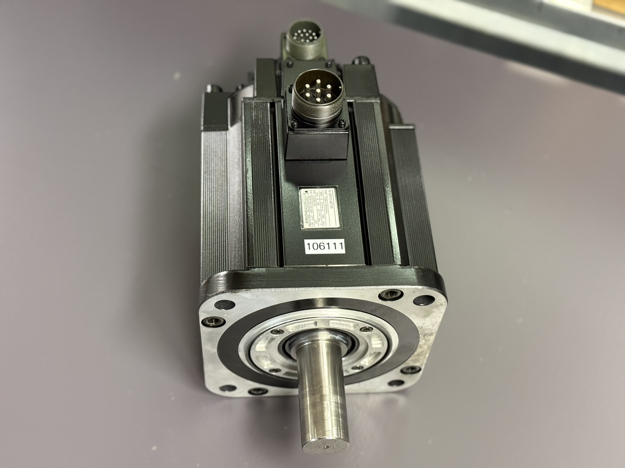 Yaskawa AC Servo Motor SGMG-44A2AAG oben