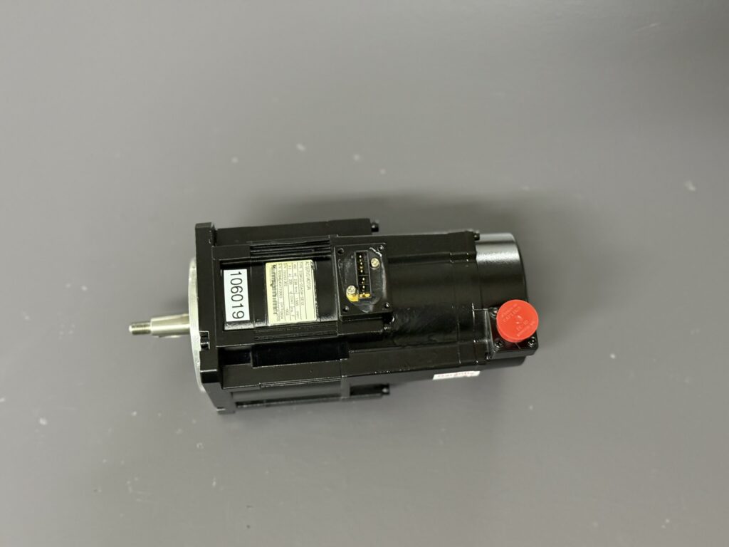 Yaskawa AC Servo Motor SGMGS-05A5W-SE12  Ansicht oben