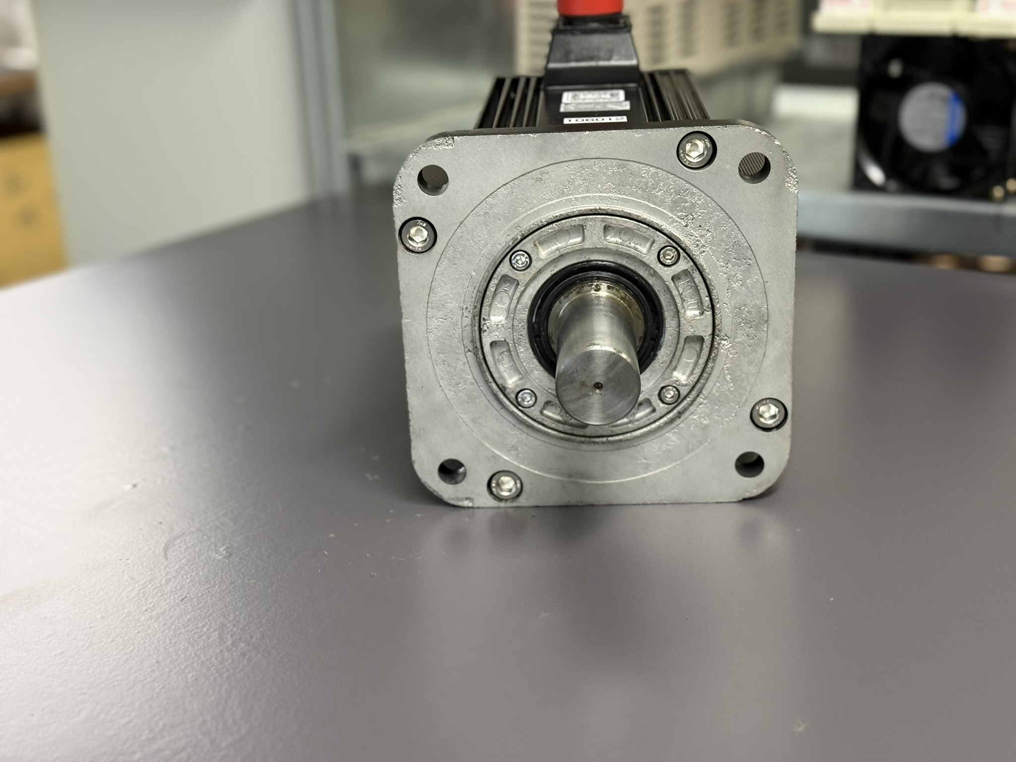 Yaskawa AC Servo Motor SGMKS-20A5A-MU11 Front