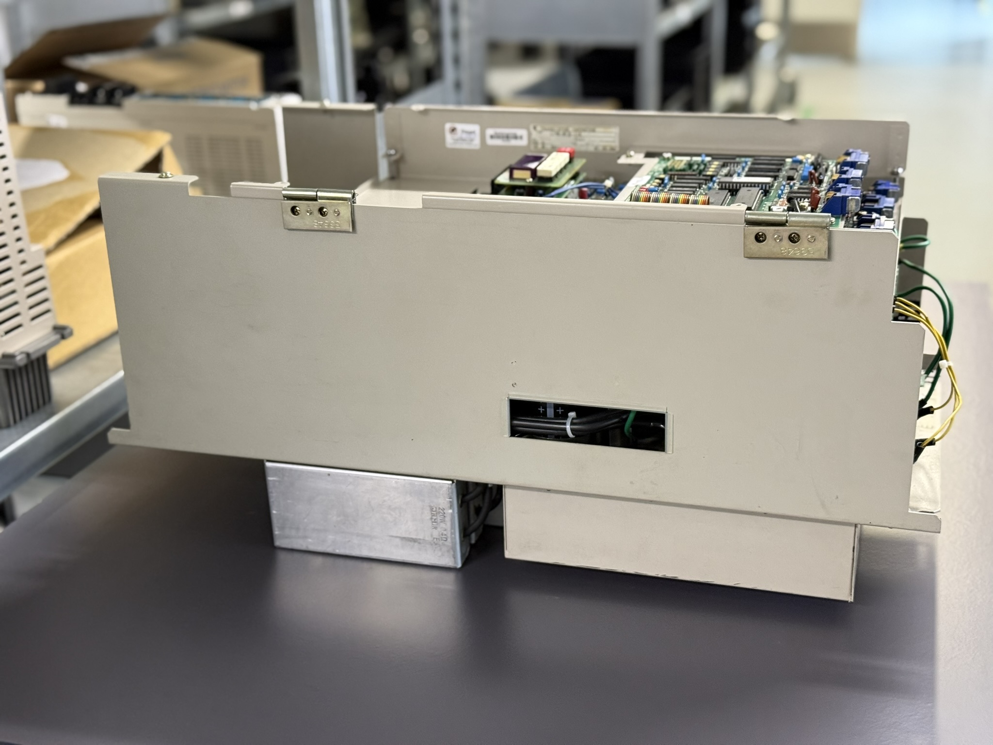 Yaskawa CIMR-MTIII-11K Spindle Drive Unit Seite 2