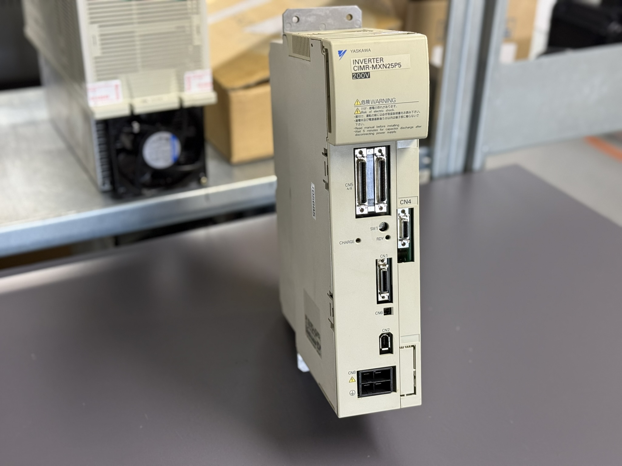 Yaskawa CIMR-MXN25P5 Inverter Unit Hauptbild