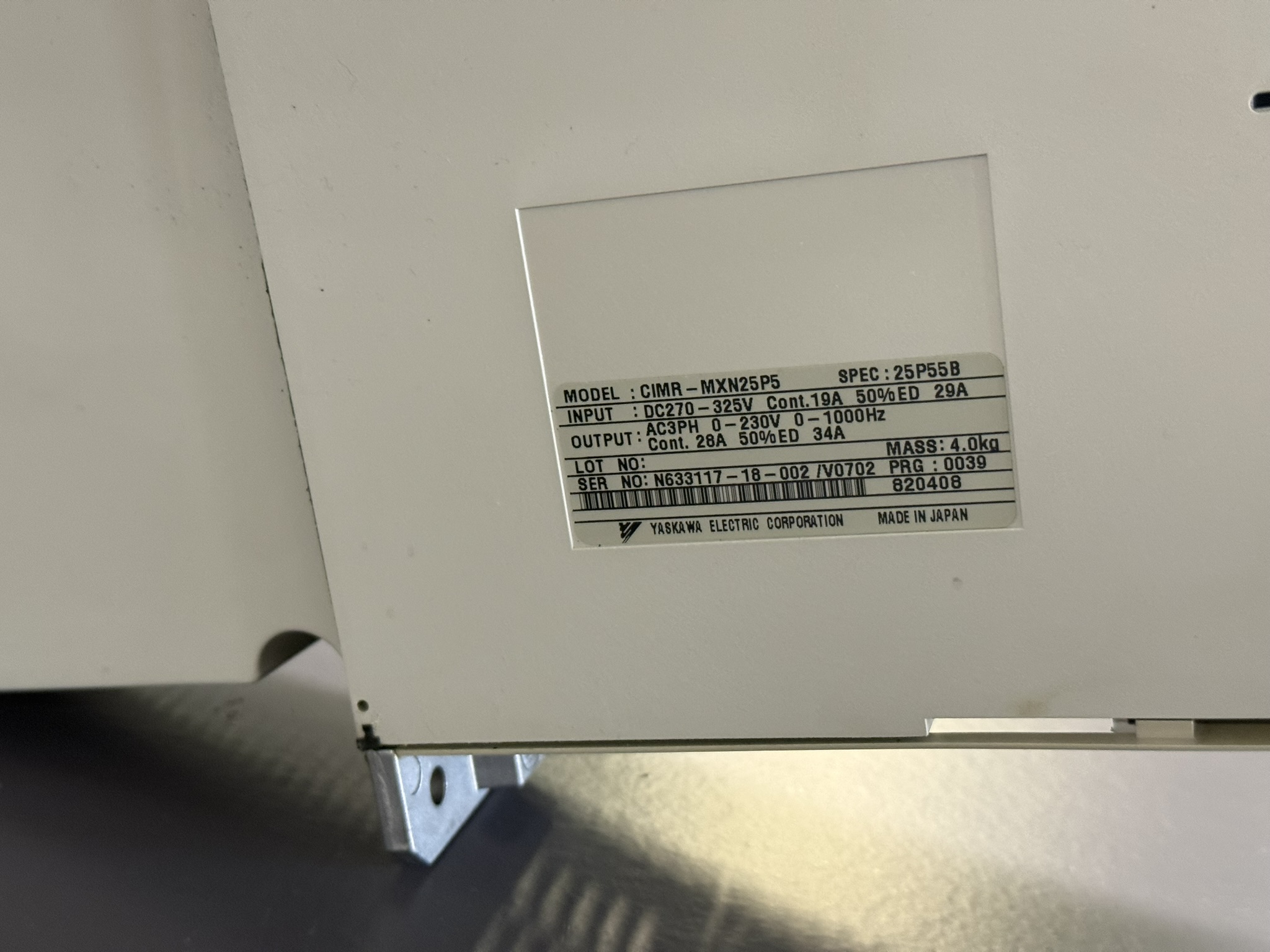 Yaskawa CIMR-MXN25P5 Inverter Unit Typenschild