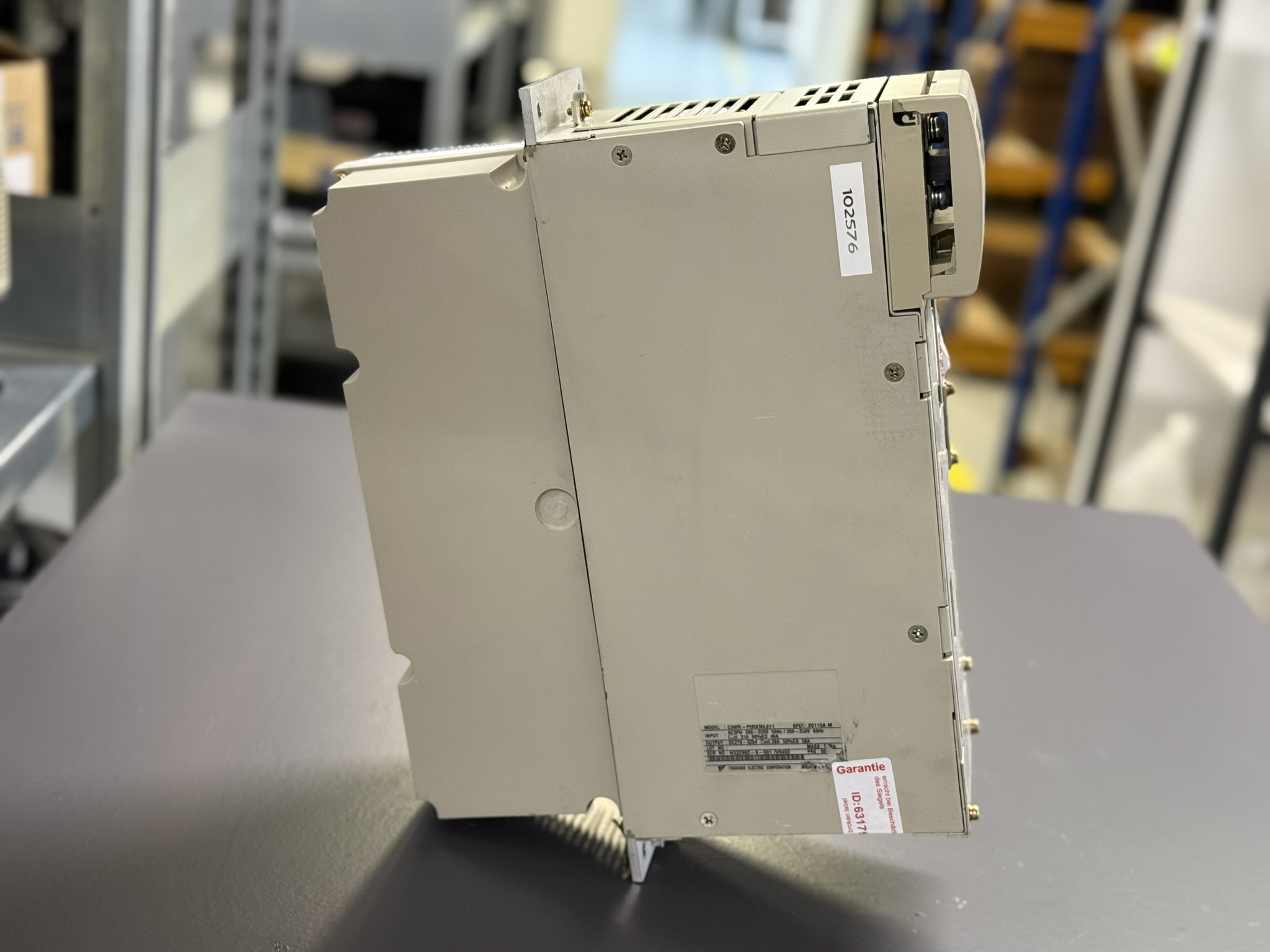 Yaskawa Converter CIMR-MRXN2011 Seite 2