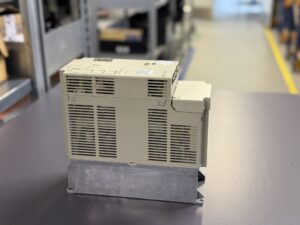 Yaskawa SGDB-15VD AC Servopack Seite1