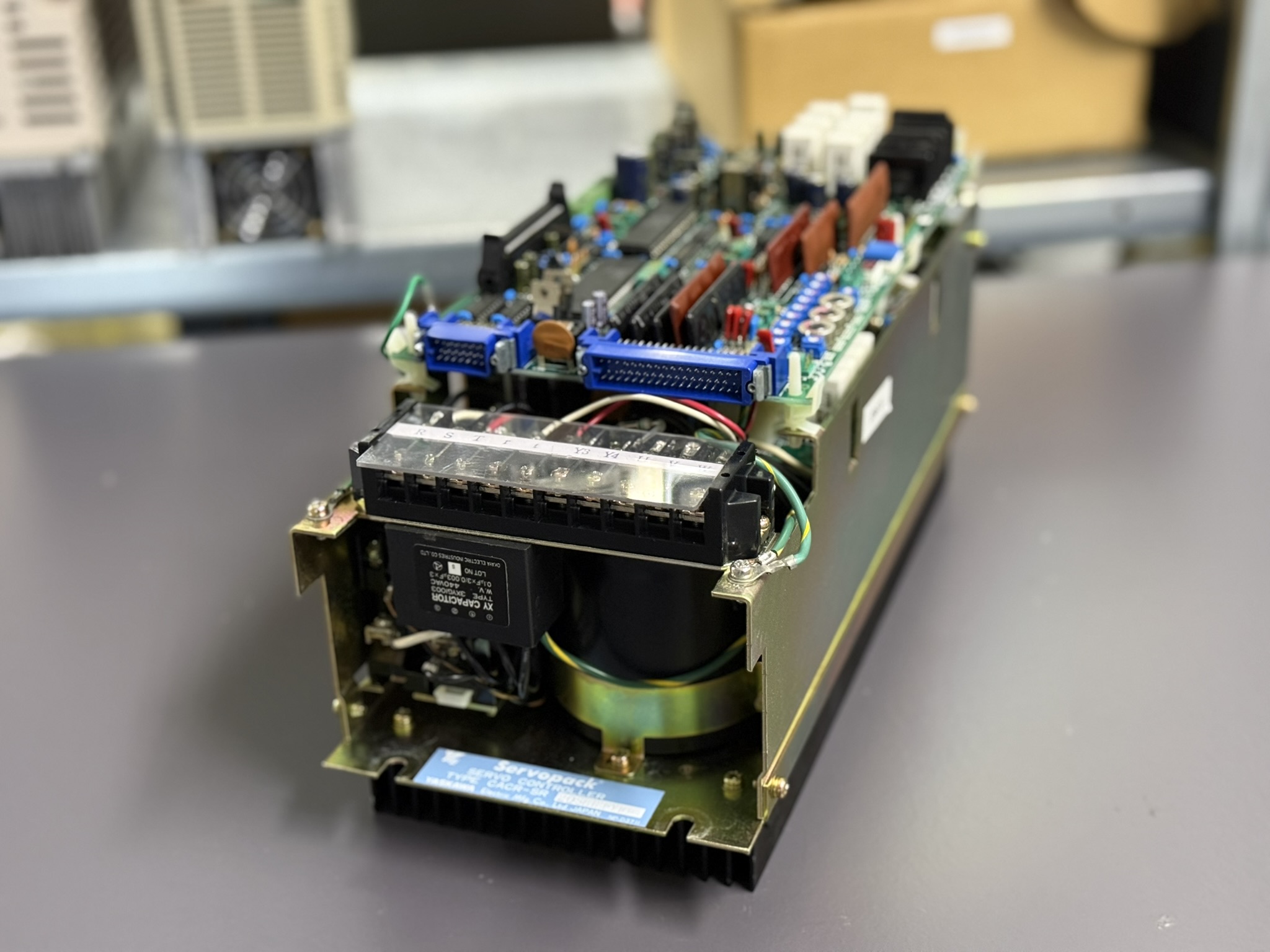 Yaskawa Servopack CACR-SR20SB1BFY100 Front