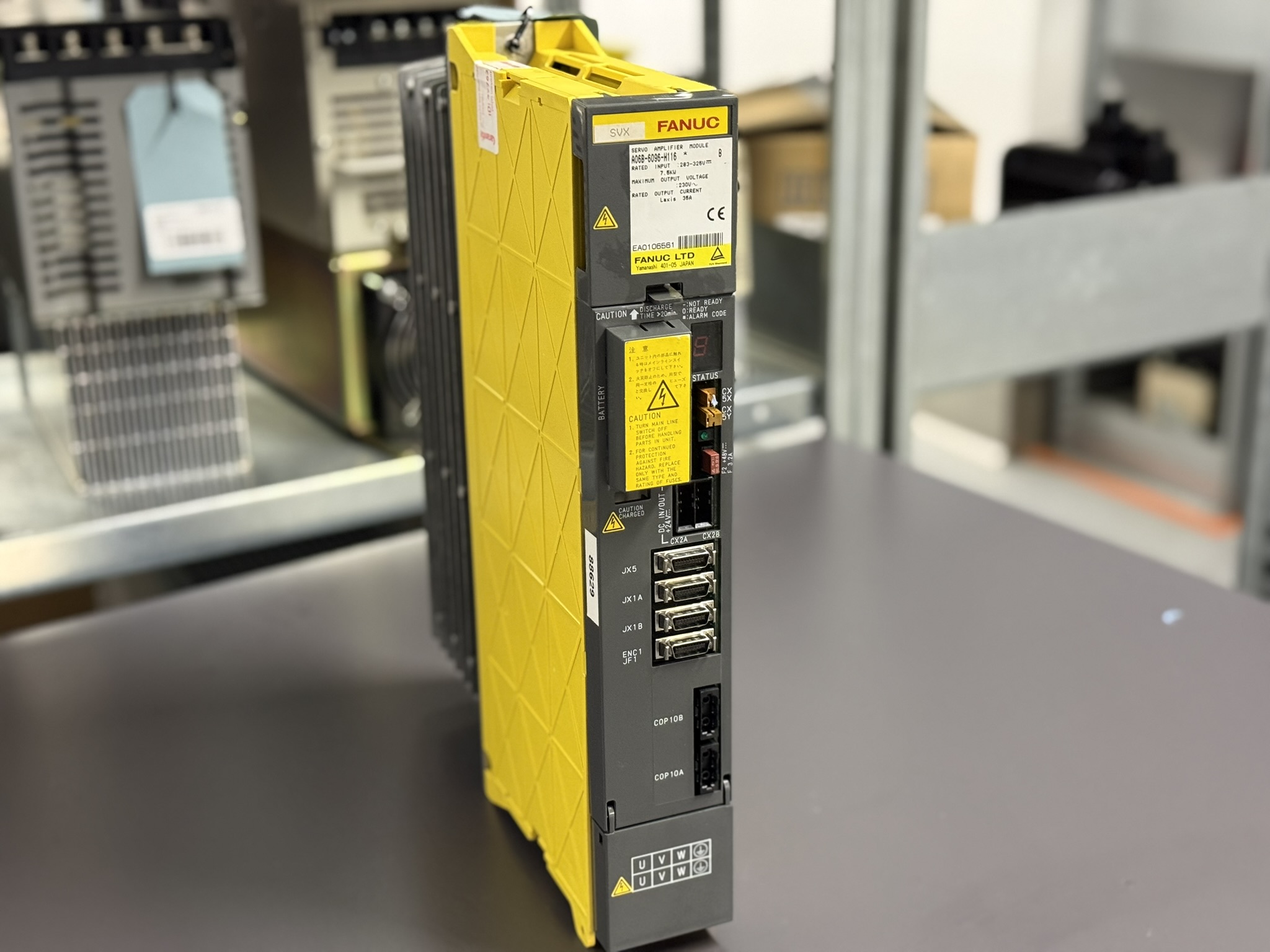 Fanuc A06B-6096-H116 Servo Drive Unit Hauptbild