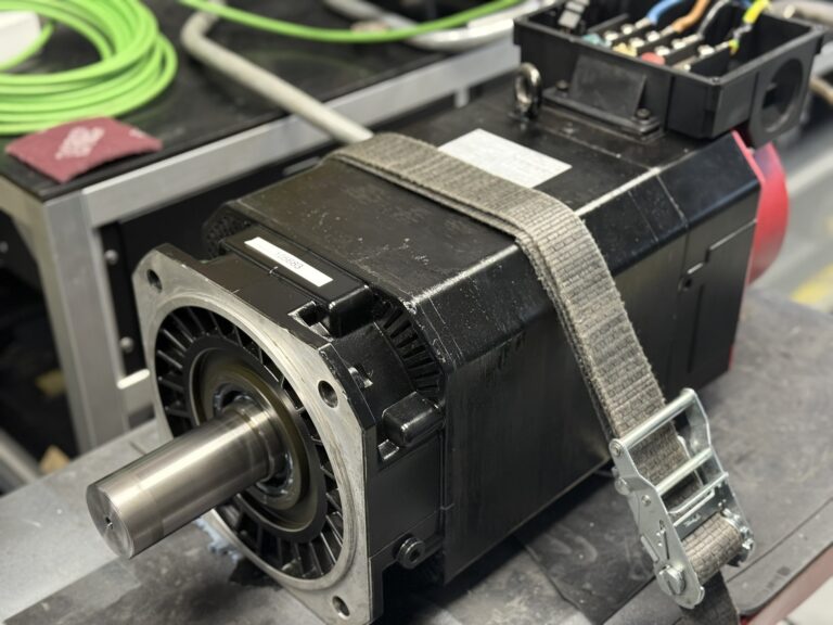 Fanuc Alpha 22 AC Spindle Motor A06B-0859-B100 Hauptbild