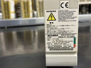 Mitsubishi MDS-C1-V2-2003 Servo Drive Unit Typenschild