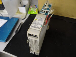 Mitsubishi MDS-C1-V2-2003 Servo Drive Unit vor der Reparatur