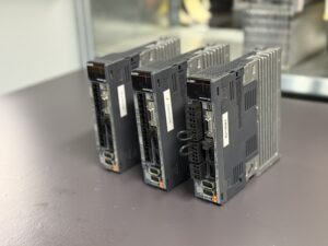 Mitsubishi Servo Drive Unit MR-J4-40B-RJ Seite 3