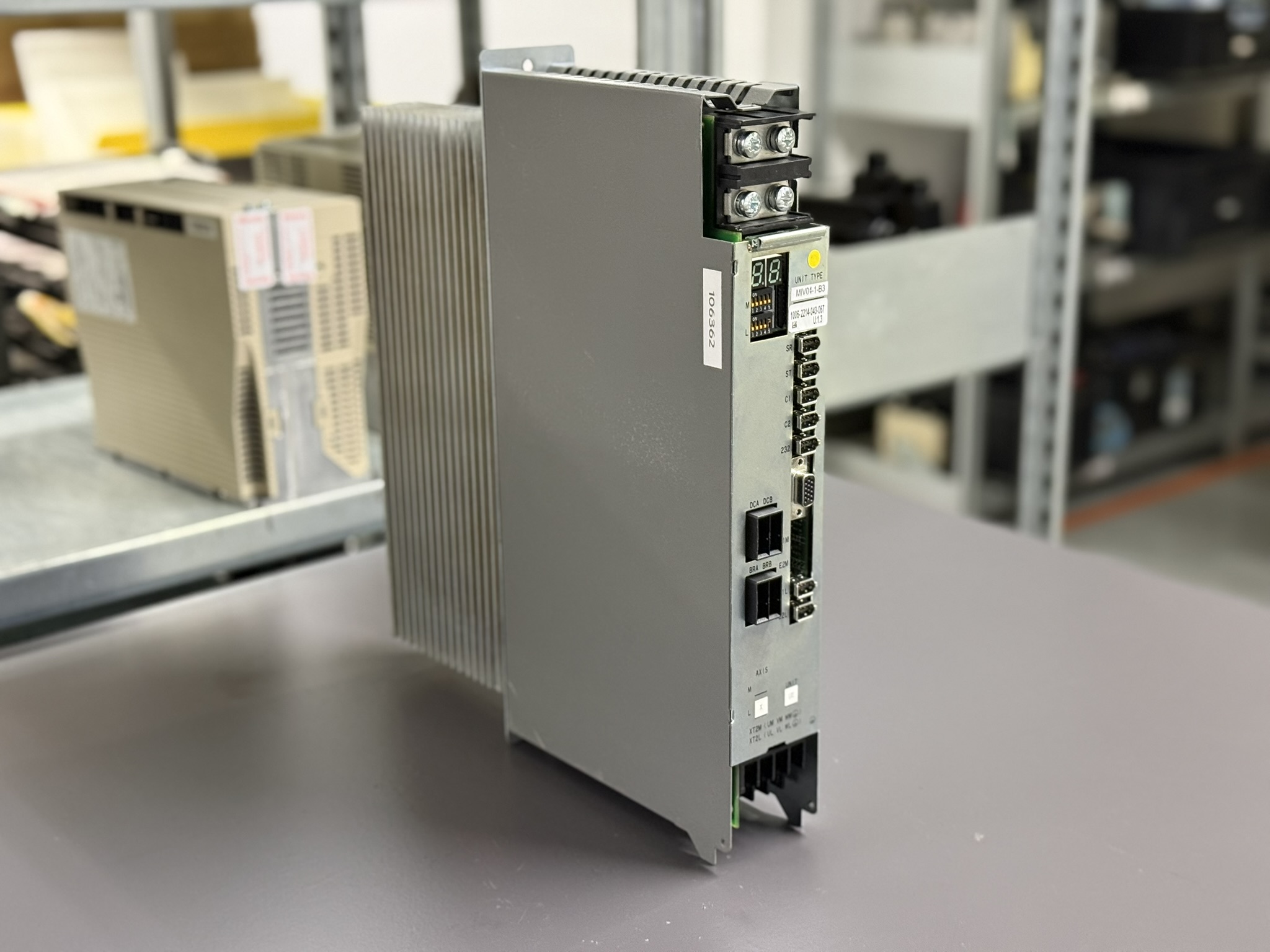 Okuma MIV04-1-B3 1006-2214 Drive Unit Seite 3