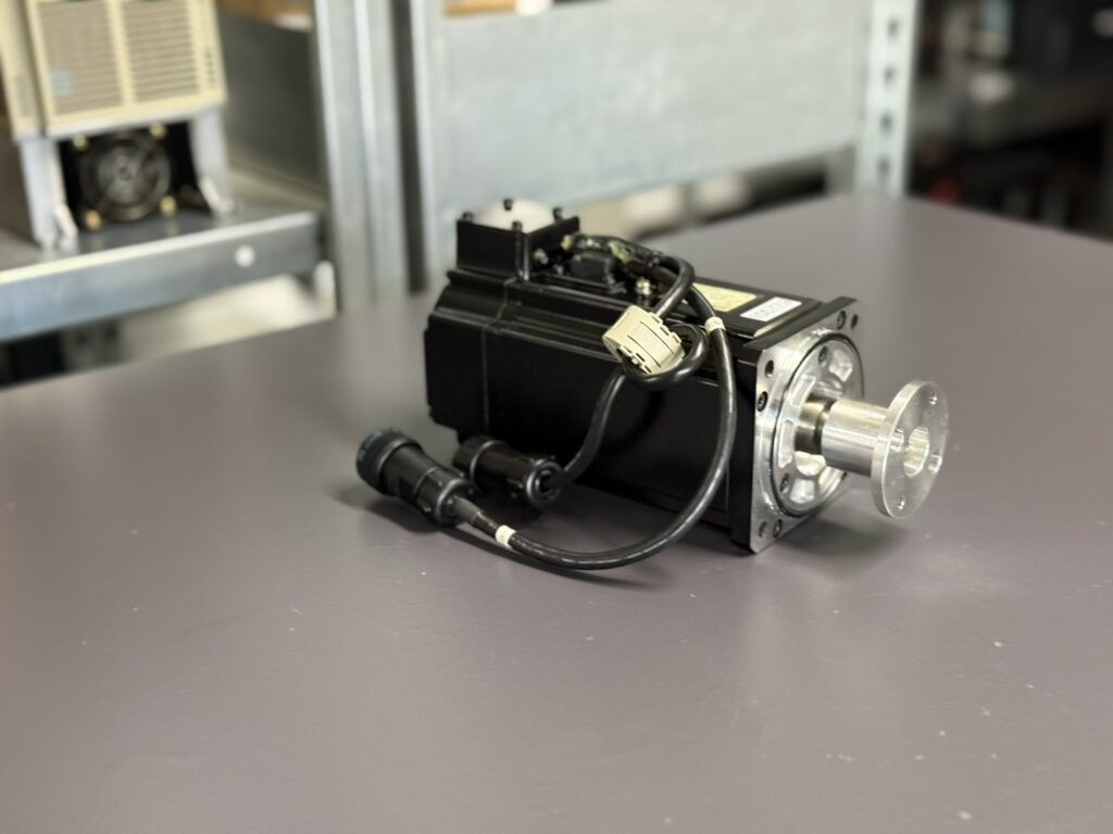 Yaskawa AC Servo Motor SGMGH-05K5A-SE11  Ansicht 1