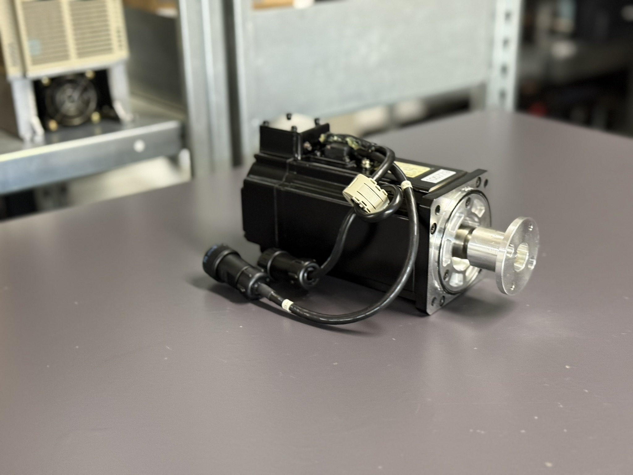 Yaskawa AC Servo Motor SGMGH-05K5A-SE11 Ansicht 1