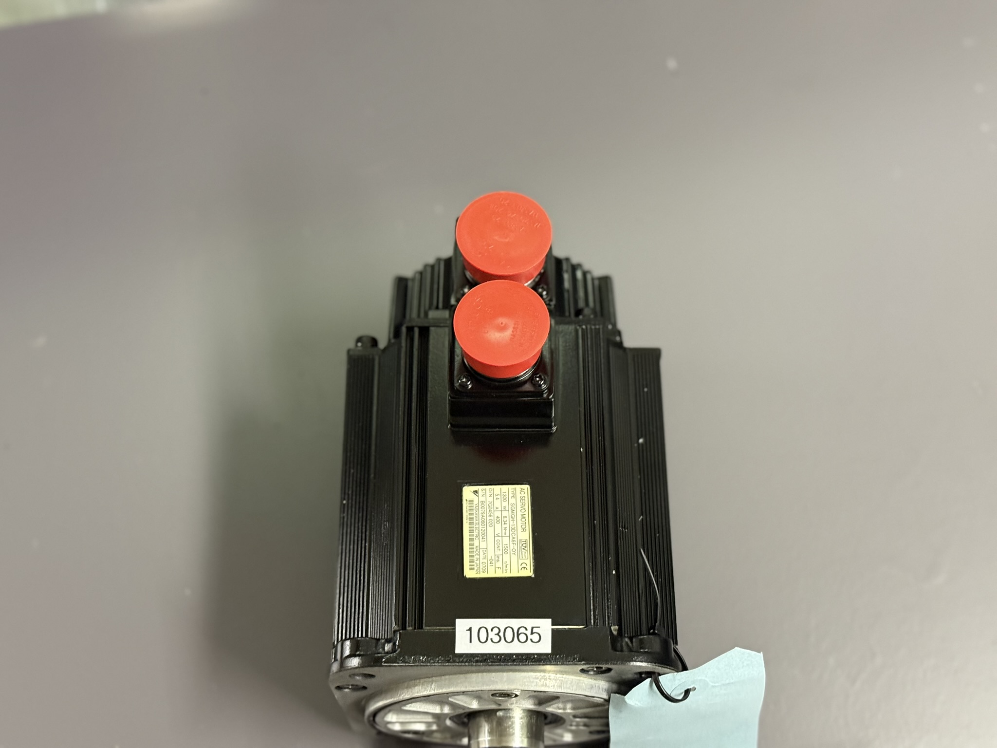 Yaskawa AC Servo Motor SGMGH-13DCA6F-OY Ansicht oben