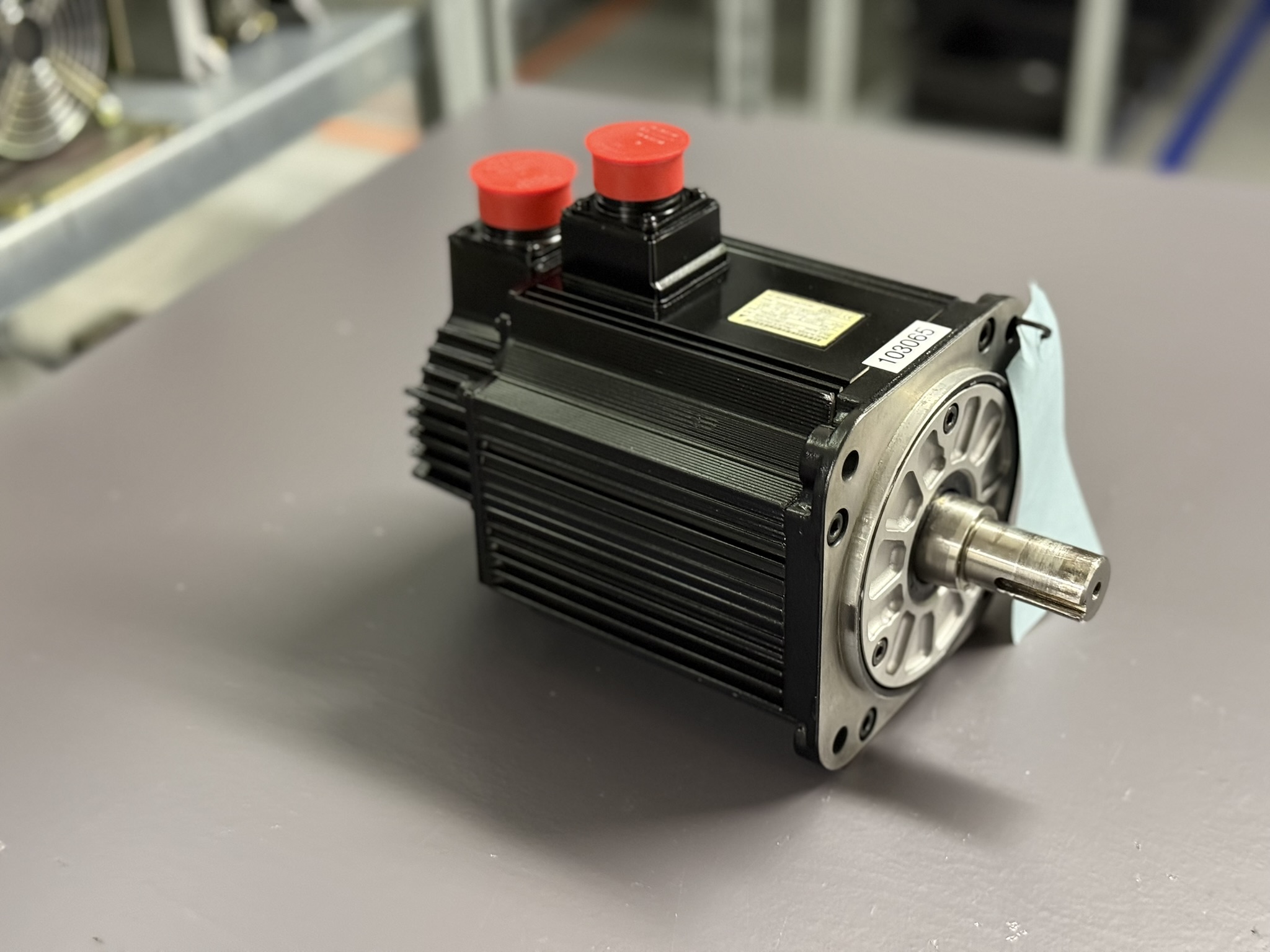 Yaskawa AC Servo Motor SGMGH-13DCA6F-OY Hauptansicht