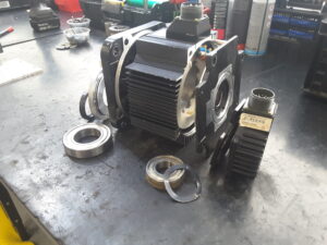 Yaskawa AC Servo Motor SGMGH-20ACA6S demontiert und vorgereinigt