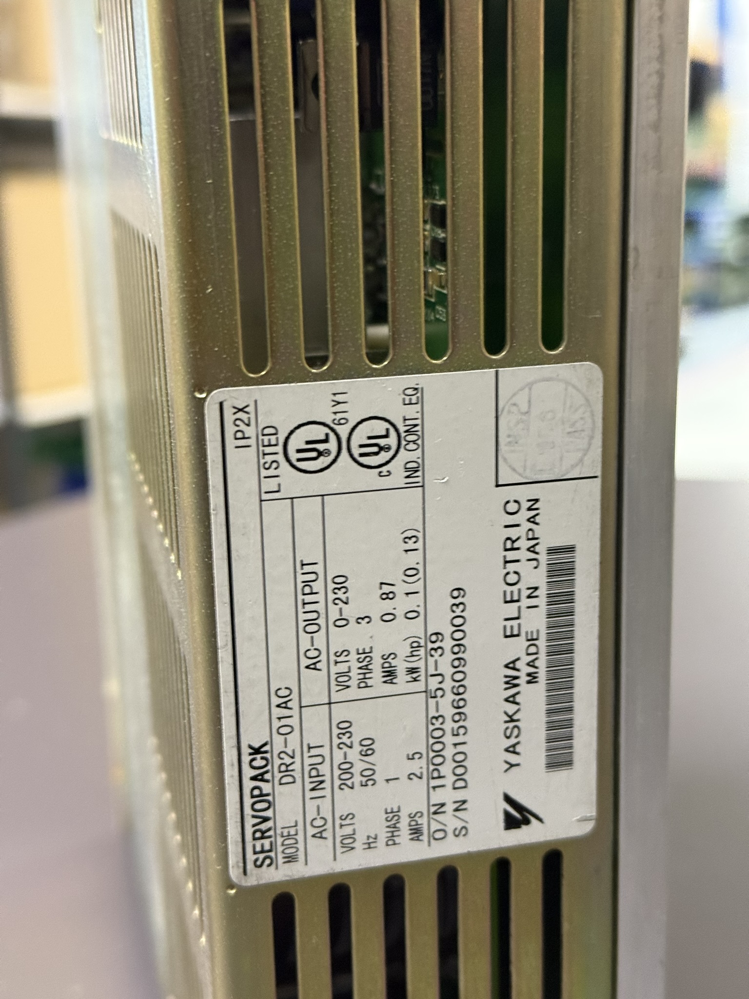 Yaskawa DR2-01AC AC Servopack Typenschild