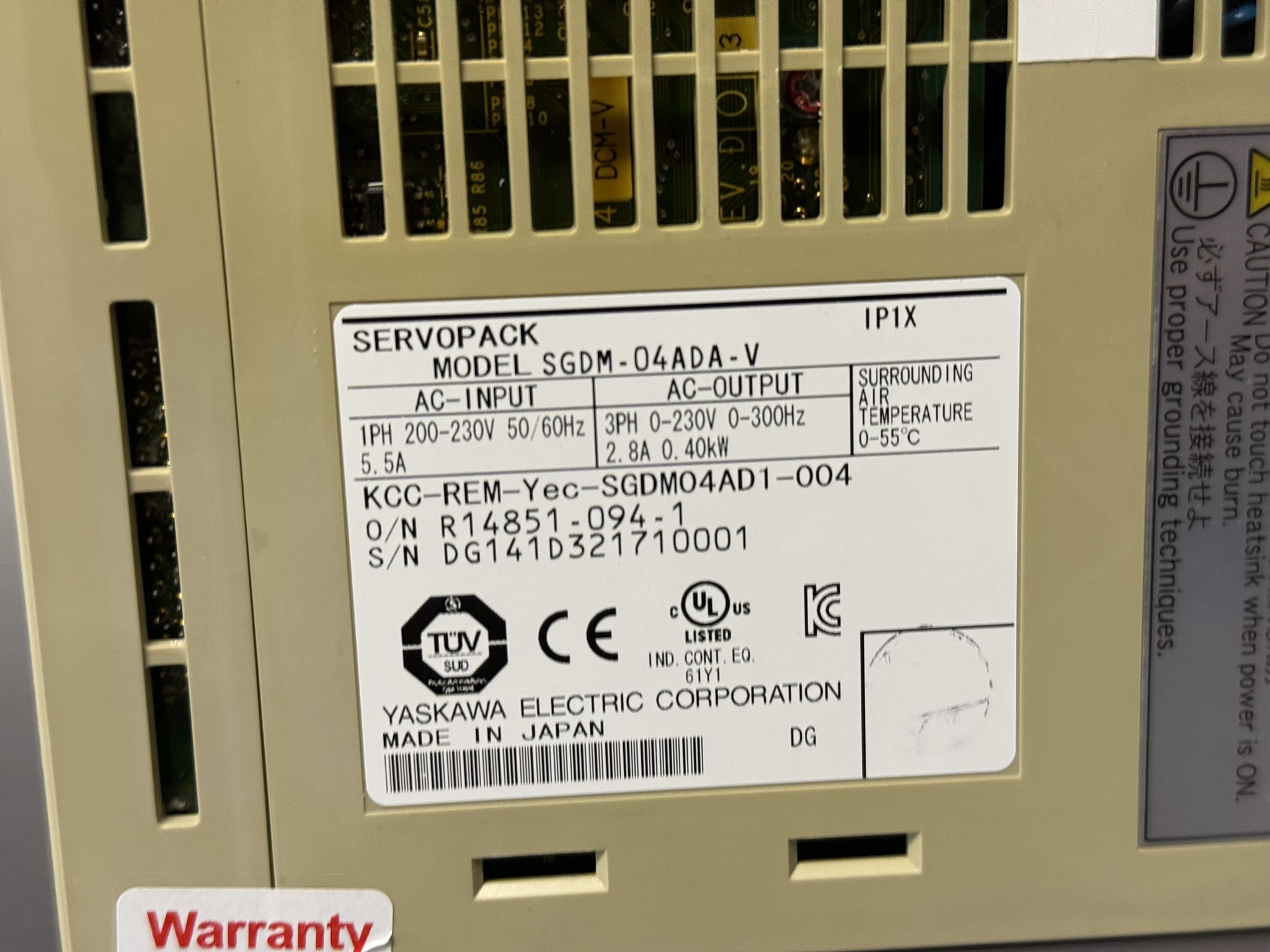 Yaskawa SGDM-04ADA-V AC Servopack Typenschild