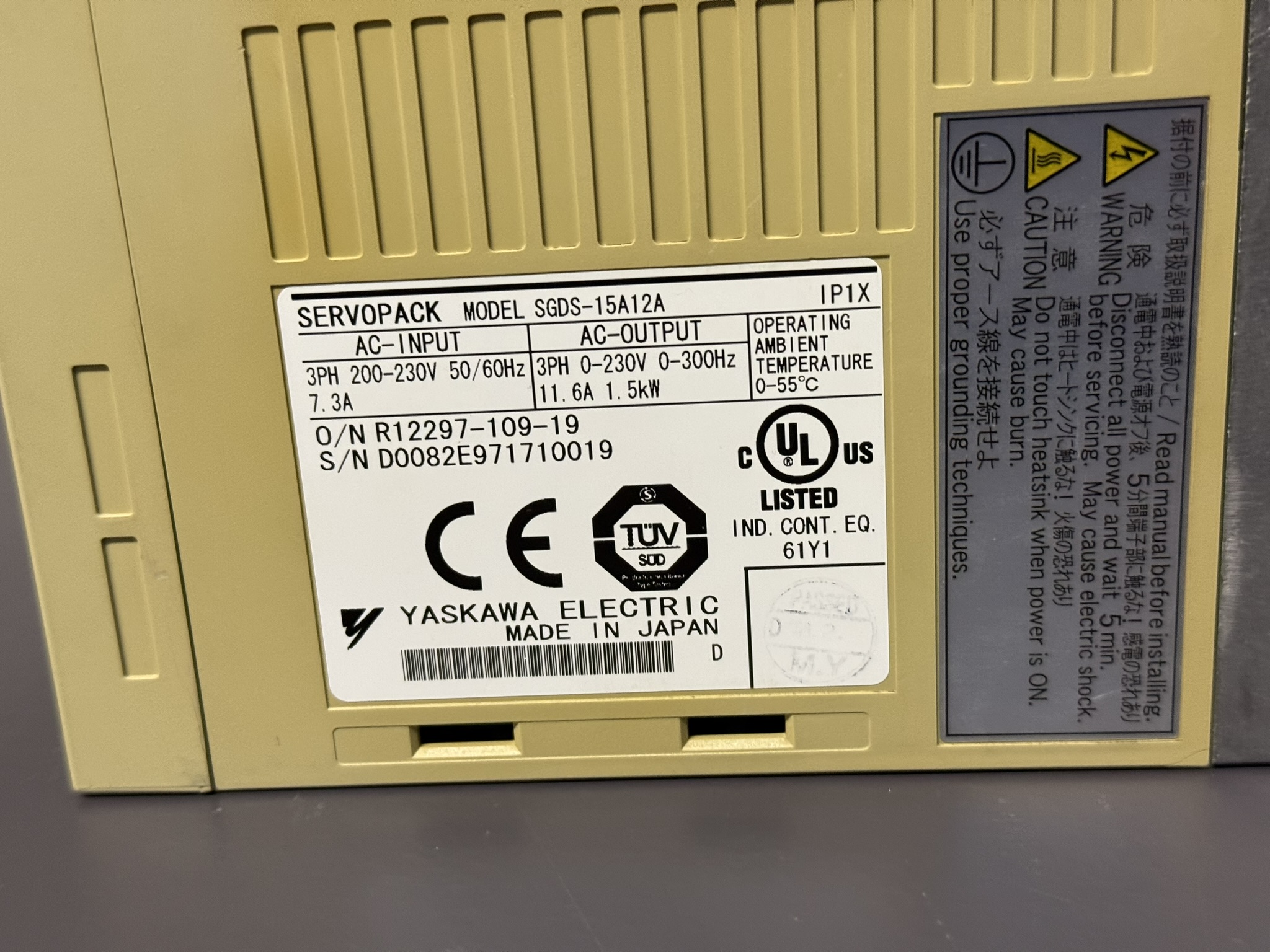 Yaskawa SIGMA III SGDS-15A12A AC Servopack Typenschild